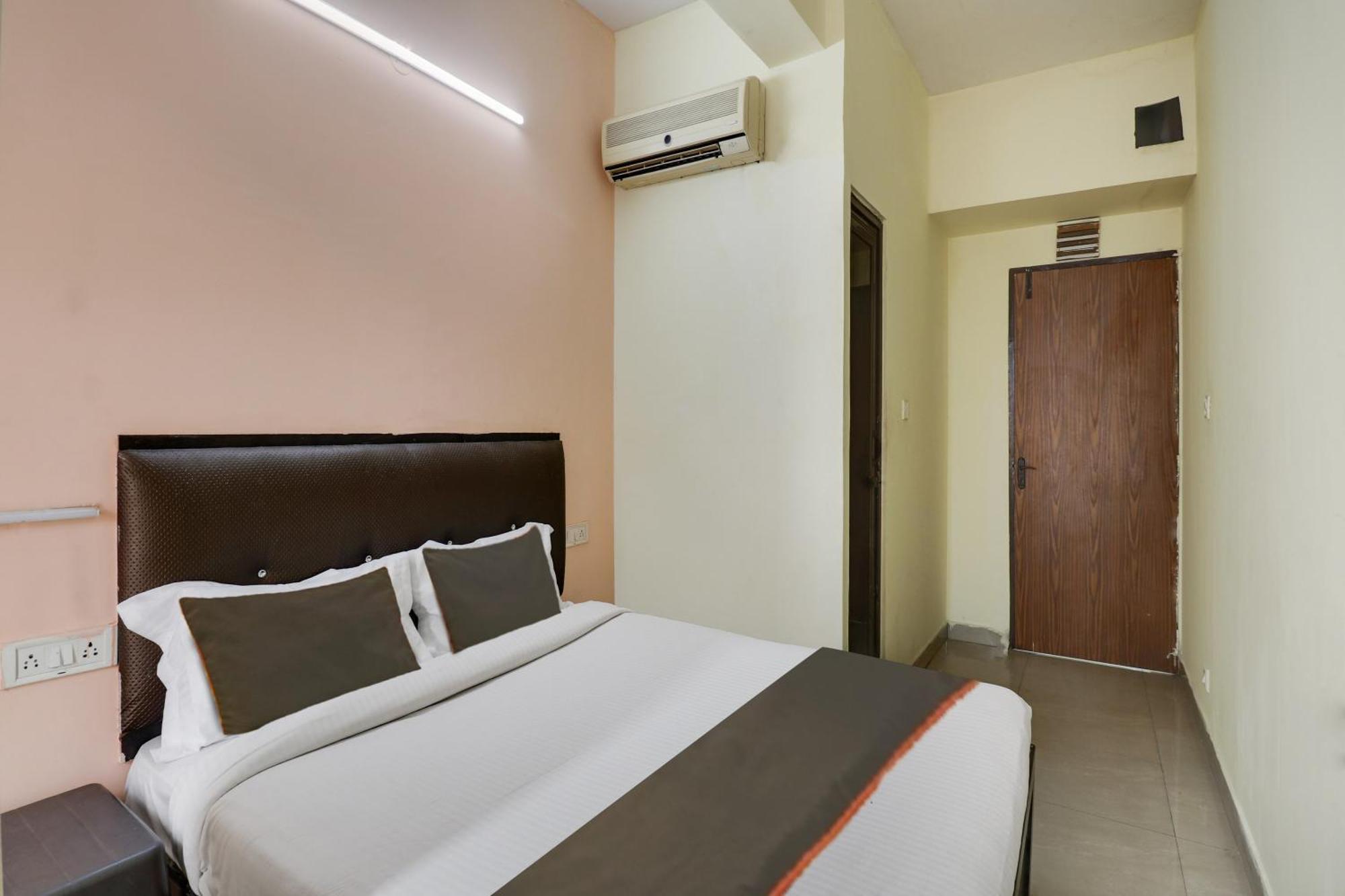 Hotel O Royal Galaxy Bangalore Exterior photo